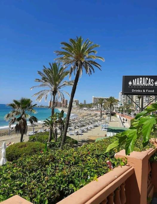 Elegante Alojamiento Con Piscina A 200 M Del Mar. Appartement Benalmádena Buitenkant foto